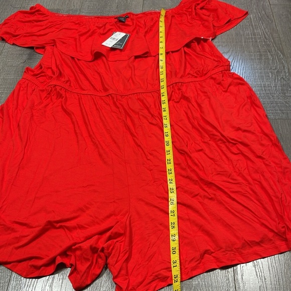 Lane Bryant Women’s Off-the-Shoulder Romper Plus Size 26/28 in Flame Scarlet - Picture 7 of 8